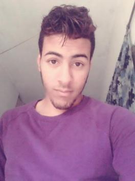 Alaa (Tunisko , Tunis - 21 let)